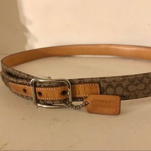 Coach vintage monogram leather belt chain +tag 30”